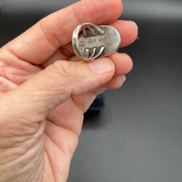 Sterling Silver John White Navajo Ring Coral - Picture 4 of 5